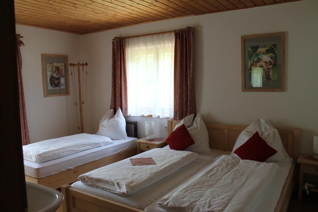 ヌスドルフ・アム・アターゼー Bauernhof Familie Knoblechnerヴィラ 部屋 写真