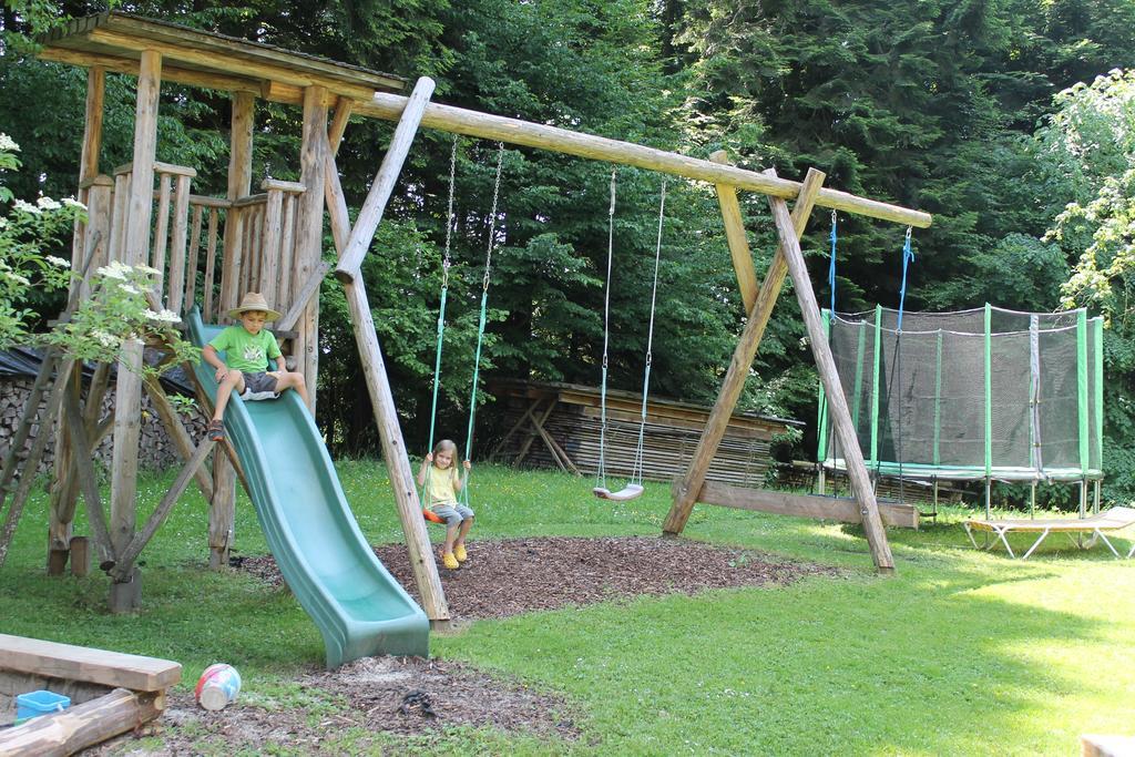 ヌスドルフ・アム・アターゼー Bauernhof Familie Knoblechnerヴィラ 部屋 写真